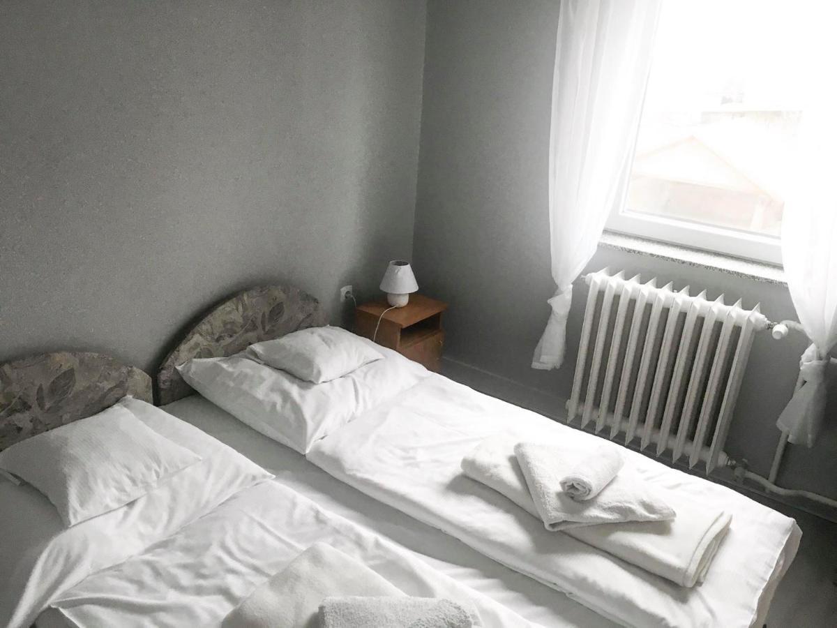 Hotel Tompos Vendeghaz Es Pince Villány Zewnętrze zdjęcie